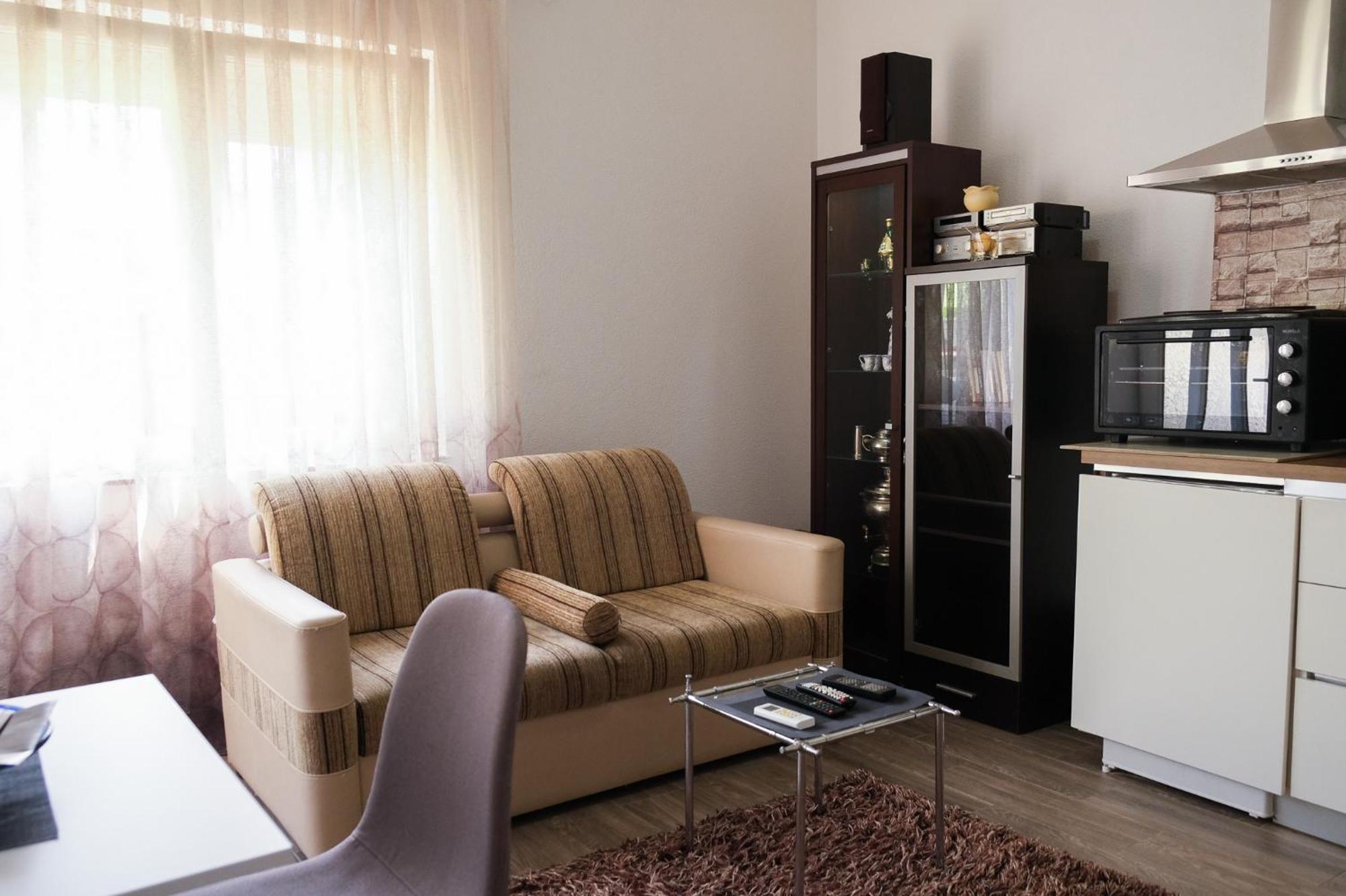 Cozy Spacious Apartment Peje Exteriér fotografie